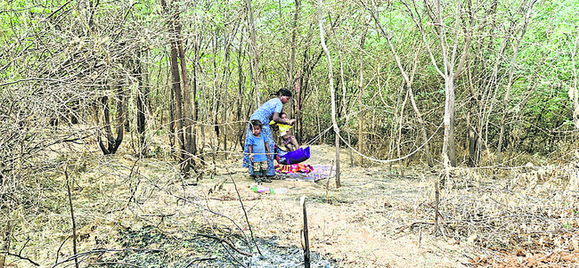 ●కనిపించని కన్నీటి వ్యథ 1