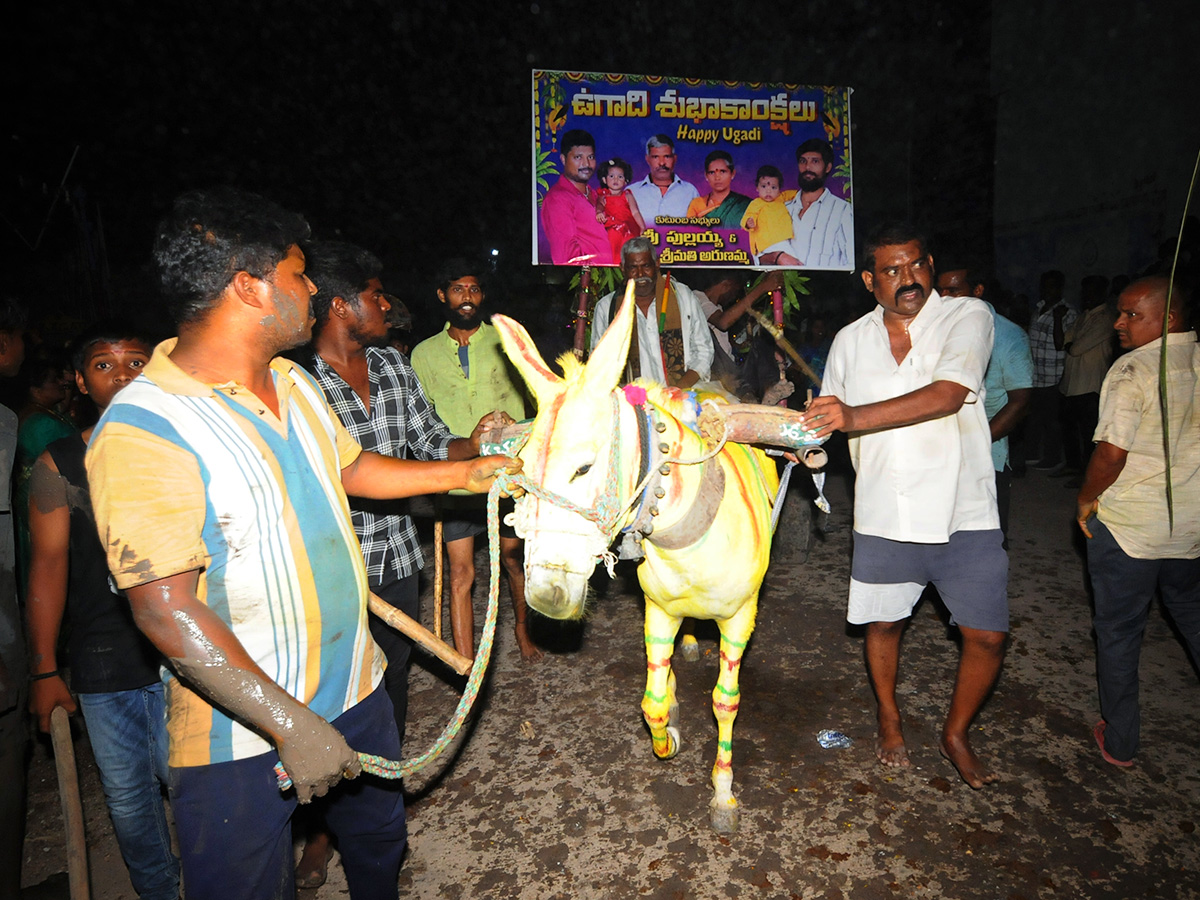 Around Sri Chowdeswari Mata Temple in Kallur10