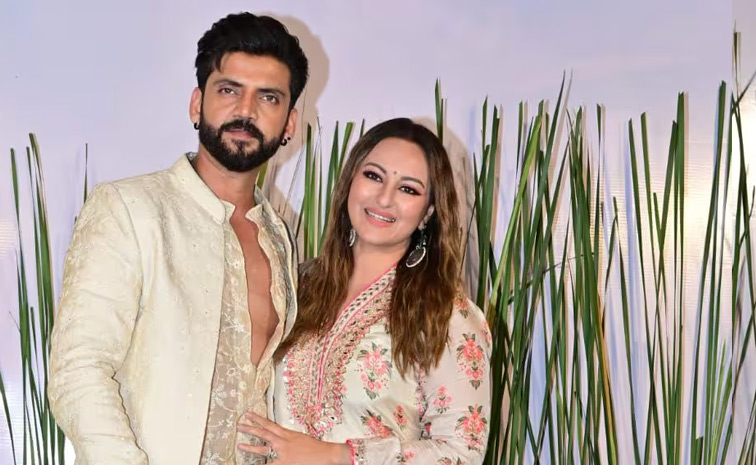 Celebrities make a splash At a grand Eid party Photos13