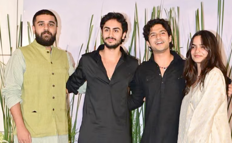 Celebrities make a splash At a grand Eid party Photos18