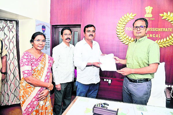 ఇంటిగ్రేటెడ్‌ మోడల్‌  స్కూల్‌కు స్థల పరిశీలన2