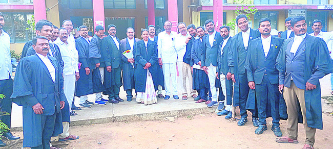 కొండగట్టులో    సౌకర్యాలు కల్పించాలి1