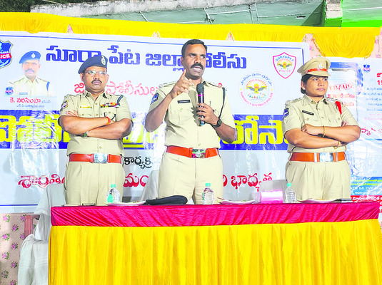 కోదాడ బార్‌ అసోసియేషన్‌ అధ్యక్ష పదవికి ఇద్దరు పోటీ1