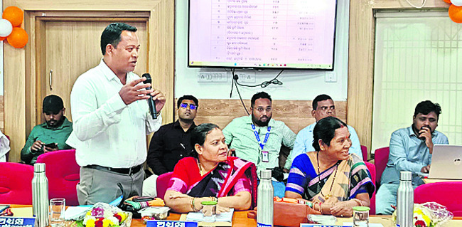 పాఠశాలల్లో సౌకర్యాలు కల్పించండి2