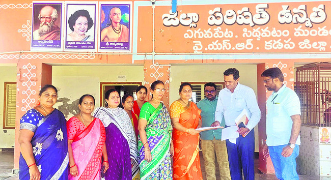 రూ. కోటి విలువ చేసే  మందులు పంపిణీకి సిద్ధం1
