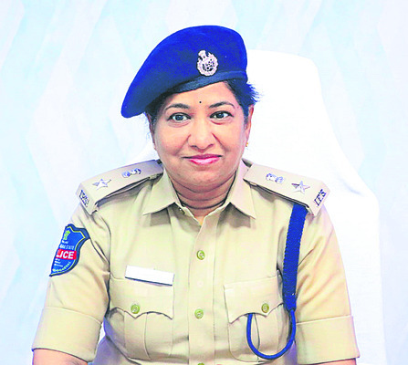 రైతులను ఇబ్బంది పెట్టొద్దు3