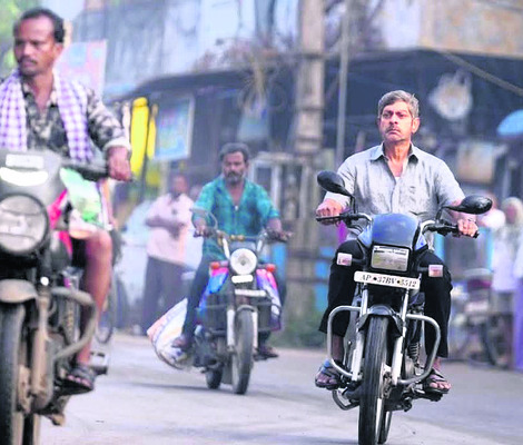 ‘గోదారి గట్టుపైన’ చిత్ర షూటింగ్‌ సందడి 1