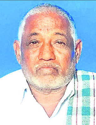 ట్రాక్టర్‌ కింద పడి డ్రైవర్‌ మృతి4