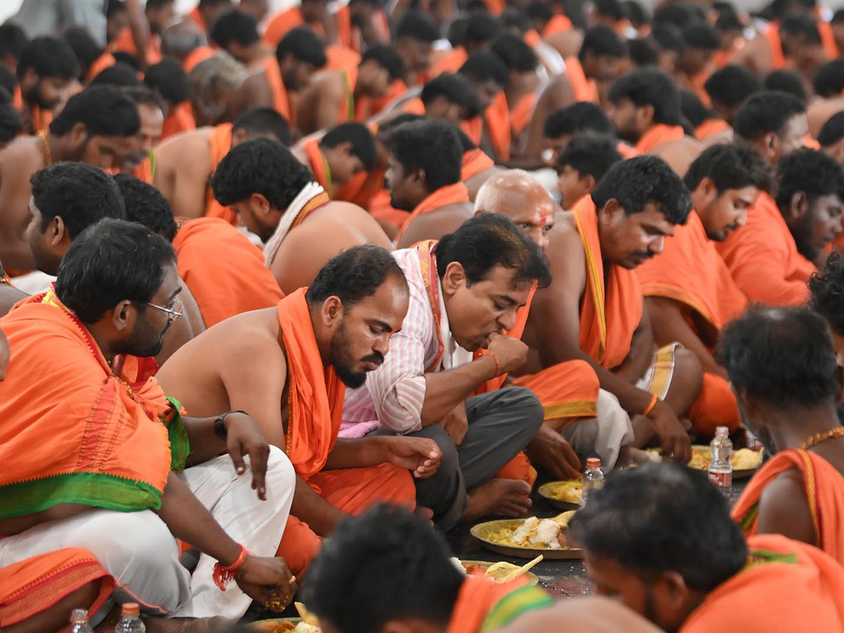 KTR participated in Hanuman Puja in Sircilla Photos15
