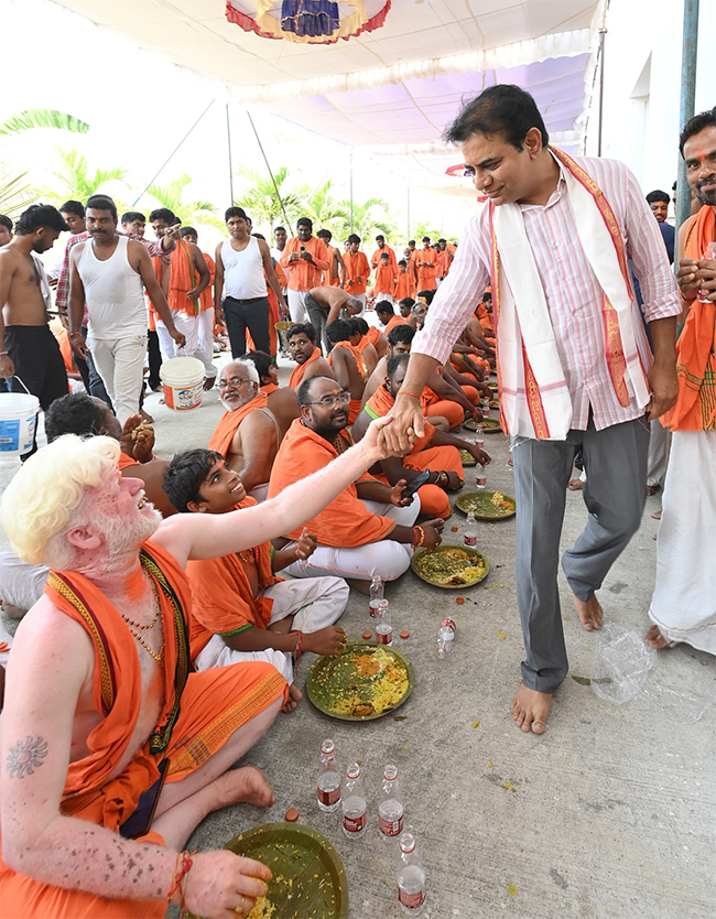 KTR participated in Hanuman Puja in Sircilla Photos3