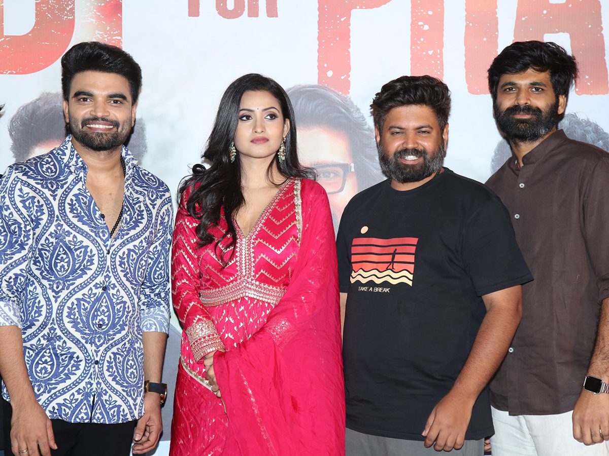 akkada ammayi ikkada abbayi movie press meet9