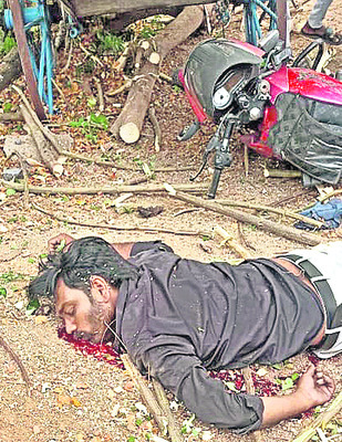 భర్త వేధింపులు భరించలేక భార్య ఆత్మహత్య 1