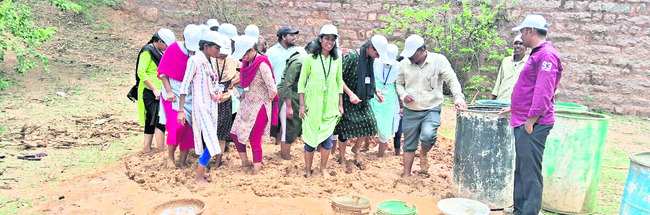 మెరుగైన సేవలు అందించాలి 2