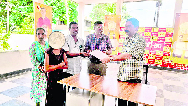 క్షయ రోగుల కుటుంబ  సభ్యులకు పరీక్షలు1