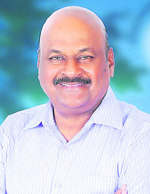 గాలిలో దీపం.. గల్ఫ్‌లో జీవనం2