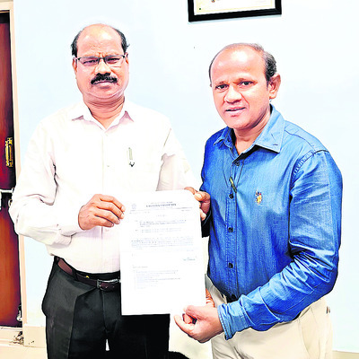 అంబేడ్కర్‌ స్టడీ సెంటర్‌  డైరెక్టర్‌గా రాజ్‌కుమార్‌
2