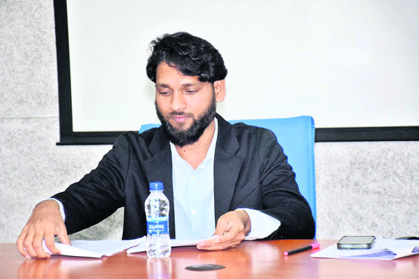 జూరాల కాల్వలకు నీటి సరఫరా నిలిపివేత
2