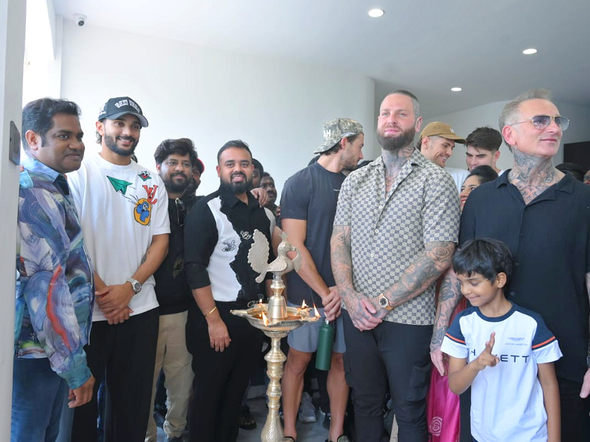 Sunrisers Hyderabad Player Nitish Kumar Reddy launches TBC salon In Nallagandla Photos7