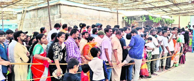 కదిలిన రాములోరి రథచక్రాలు 1