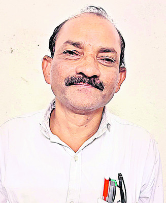 బార్ అసోసియేషన్ అధ్యక్షుడిగా శ్రీనివాసచారి1