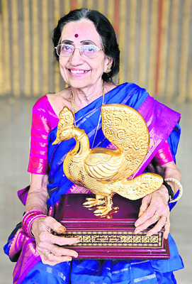 కళారంగంలో హేలాపురి కళకళలు 1