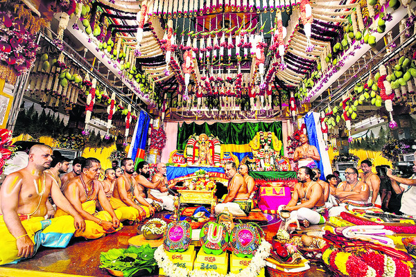 నీలిమేఘ శ్యాముడు.. రఘుకుల సోముడు.. శ్రీరామచంద్రుడు.. కల2