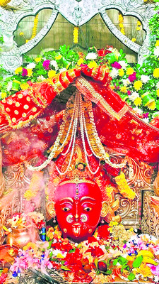 కొనసాగుతున్న చైత్రోత్సవాలు2