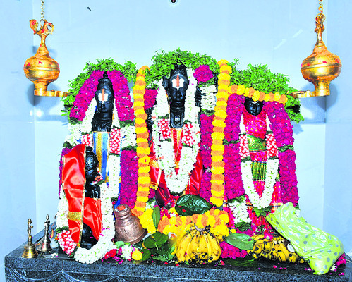 వైభవంగా సీతారామాంజనేయ విగ్రహ ప్రతిష్ట 1