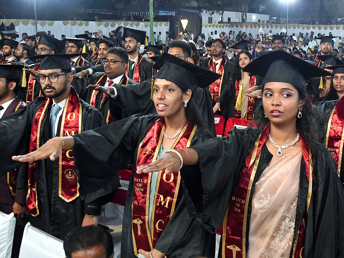 Osmania Medical College graduation ceremony held in grand style10