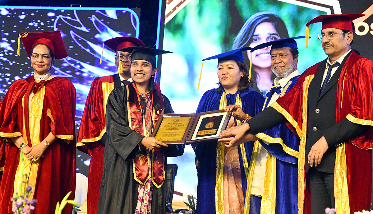Osmania Medical College graduation ceremony held in grand style13