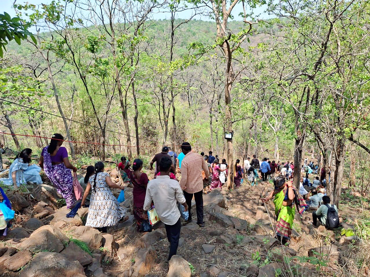 Saleshwaram Lingamaiah Swamy Jatara at Nallamala Hills12