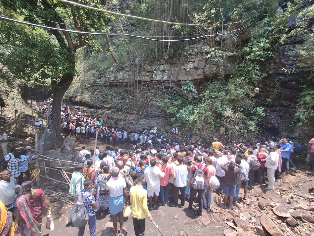 Saleshwaram Lingamaiah Swamy Jatara at Nallamala Hills15