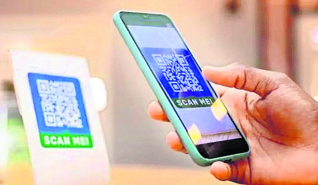 యూపీఐ సేవలు నిలిచిపోవడంతో గగ్గోలు 1