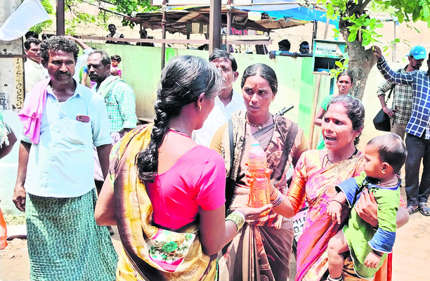 హత్య చేసి.. ఆత్మహత్యగా చిత్రీకరించారు 1