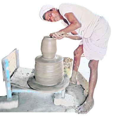 ప్రోత్సాహం కరువు1