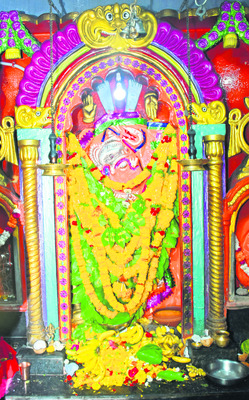 భక్తులతో పులకించిన ఇందూరు1