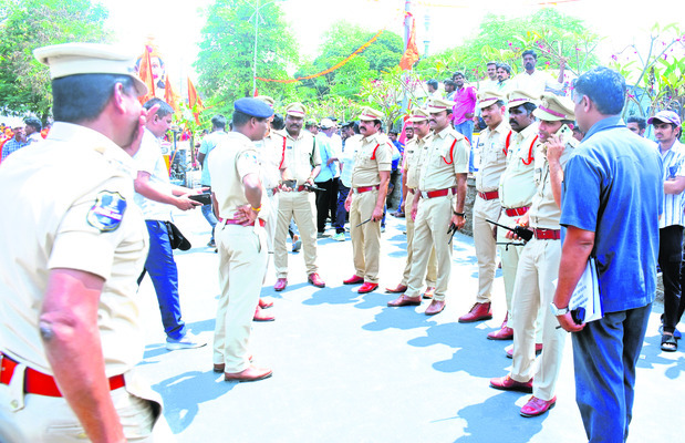 జై శ్రీరాం.. వీర హనుమాన్‌1