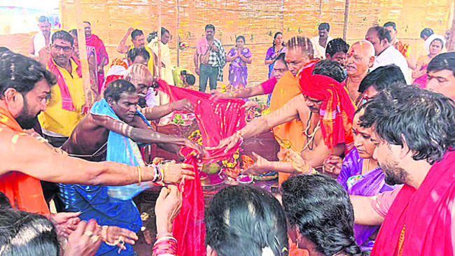 ముగిసిన బ్రహ్మోత్సవాలు 2