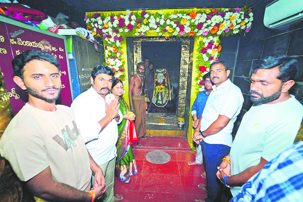 రామతీర్థంలో ఆధ్యాత్మిక శోభ 1