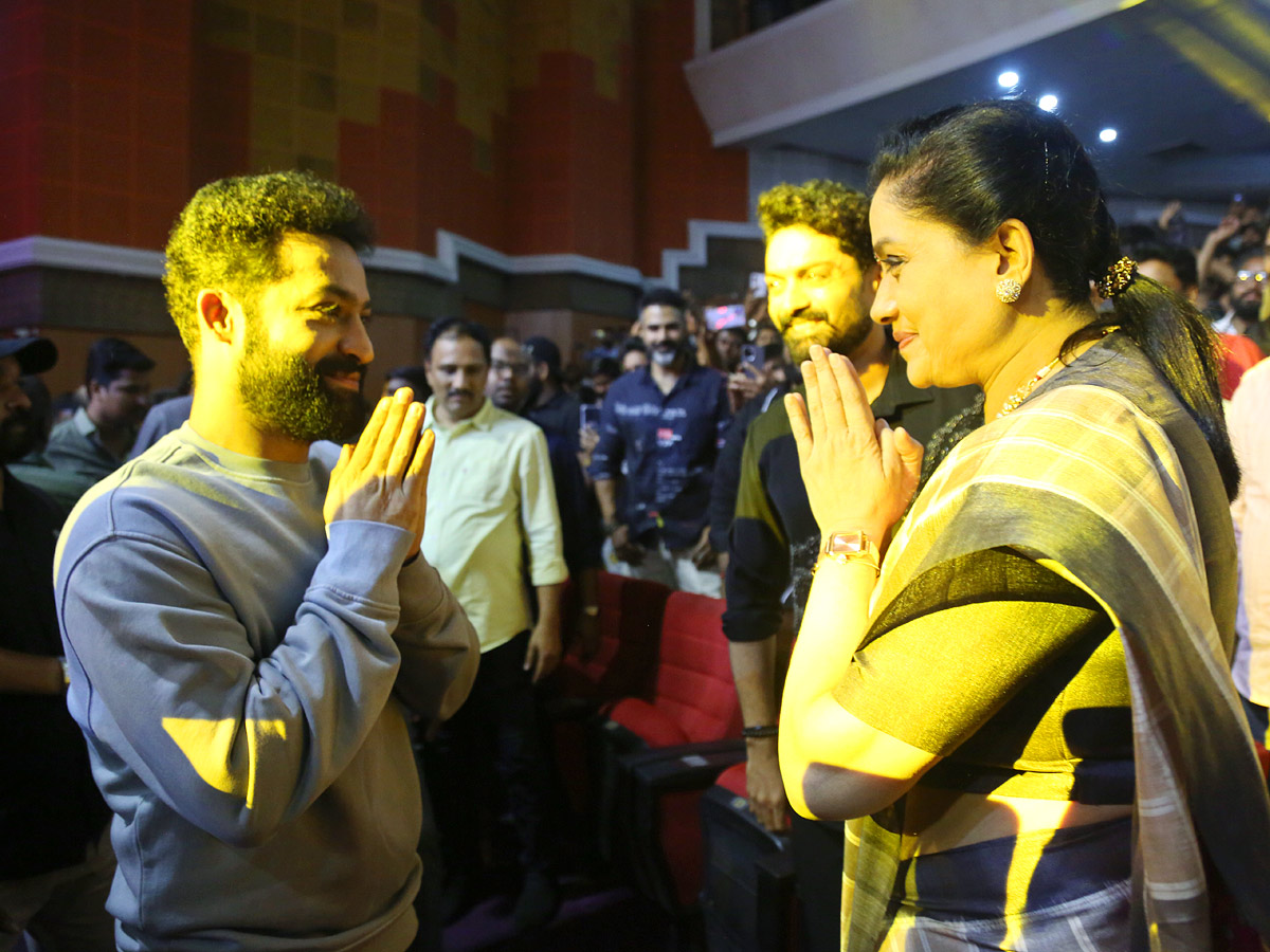 Arjun Son Of Vyjayanthi Pre Release Event Photos21