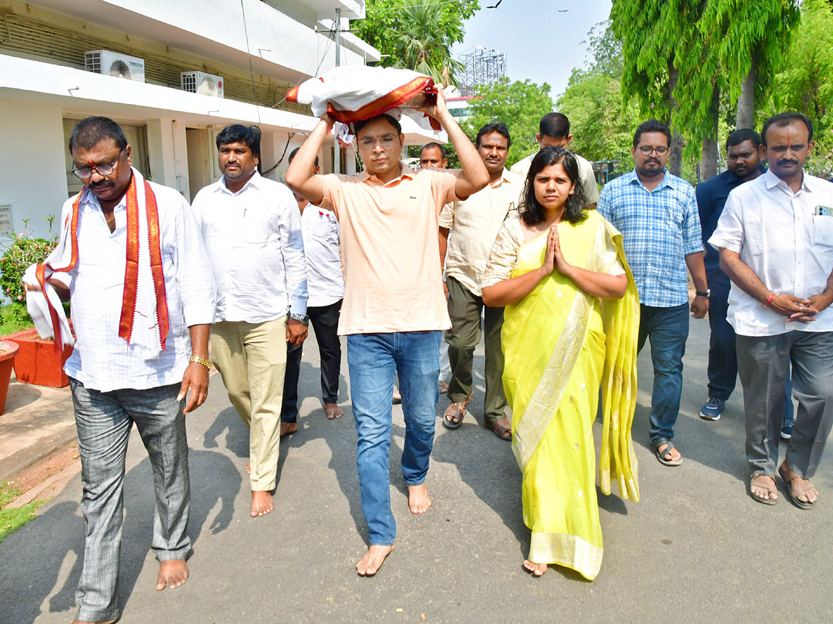 Best Photos of The Week in AP and Telangana Photo Gallery11