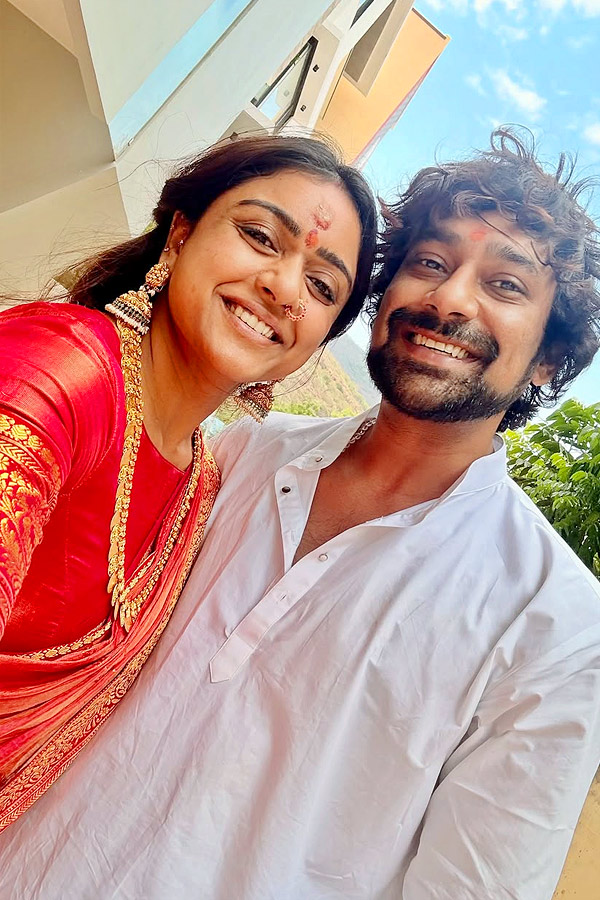 Varun Sandesh and his Wife Vithika Sheru visit to Tirumala Photos2
