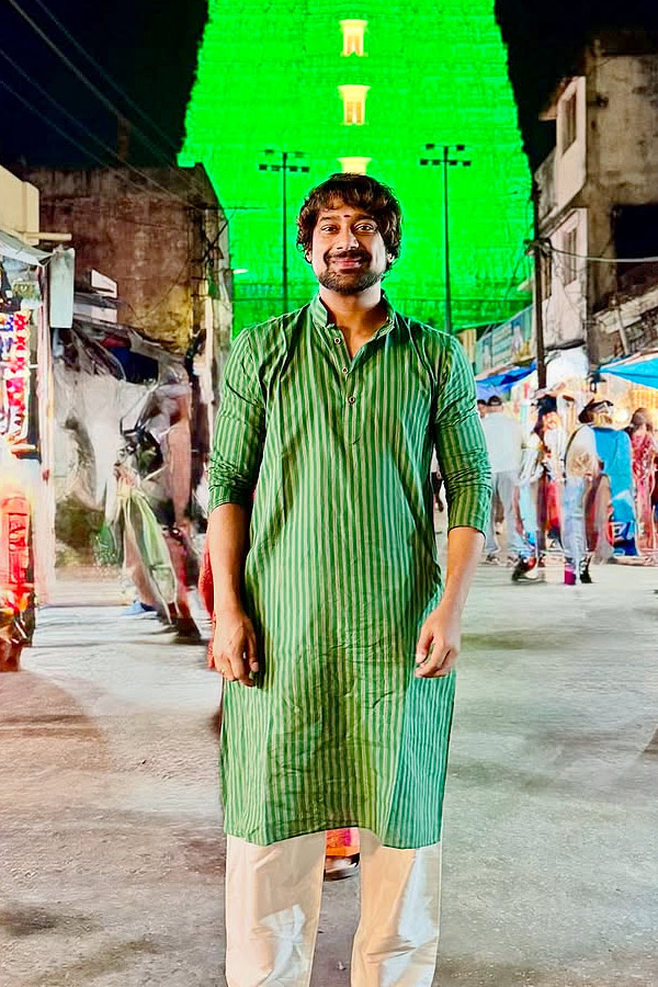 Varun Sandesh and his Wife Vithika Sheru visit to Tirumala Photos6