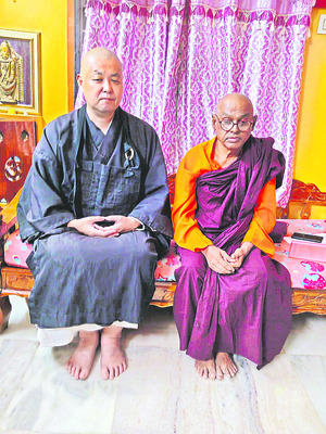 బౌద్ధ స్థూపాలకు పూర్వవైభవం తీసుకురావాలి 2