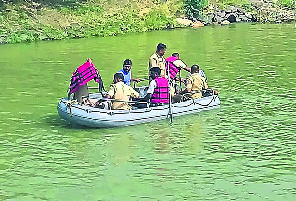ఎయిర్‌పోర్టులో హిందీ మాయం? 2