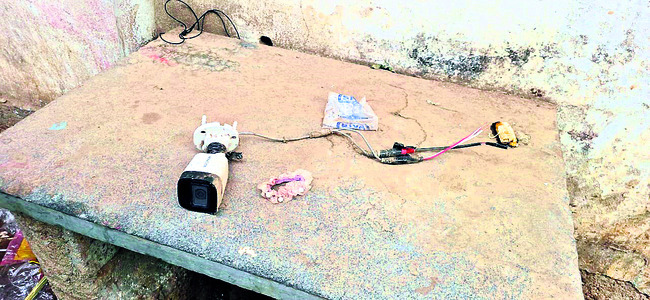 బంగారు దుకాణంలో చోరీ1