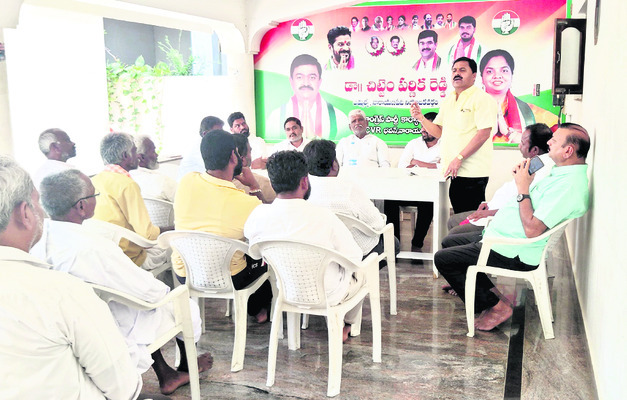 రాజ్యాంగ రక్షణకు  ముందుకు రావాలి 
1