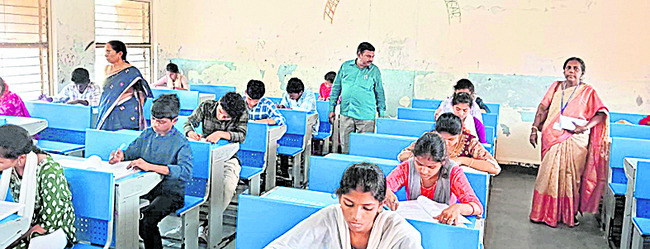 ప్రశాంతంగా గురుకుల ప్రవేశ పరీక్షలు  2