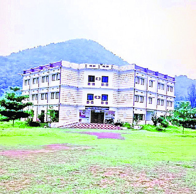 సత్తా చాటిన గిరిబాలలు1