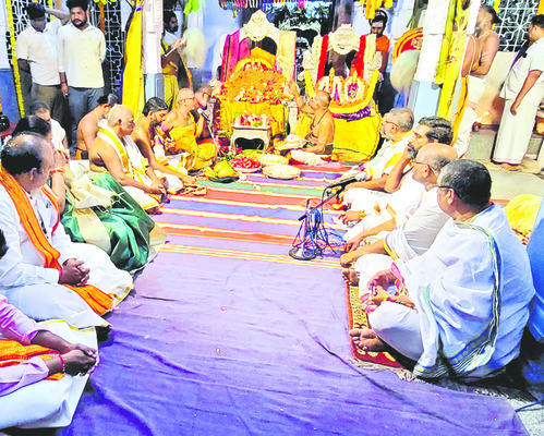 ఉపాధ్యాయులు  సమాచారం ధ్రువీకరించాలి 
1